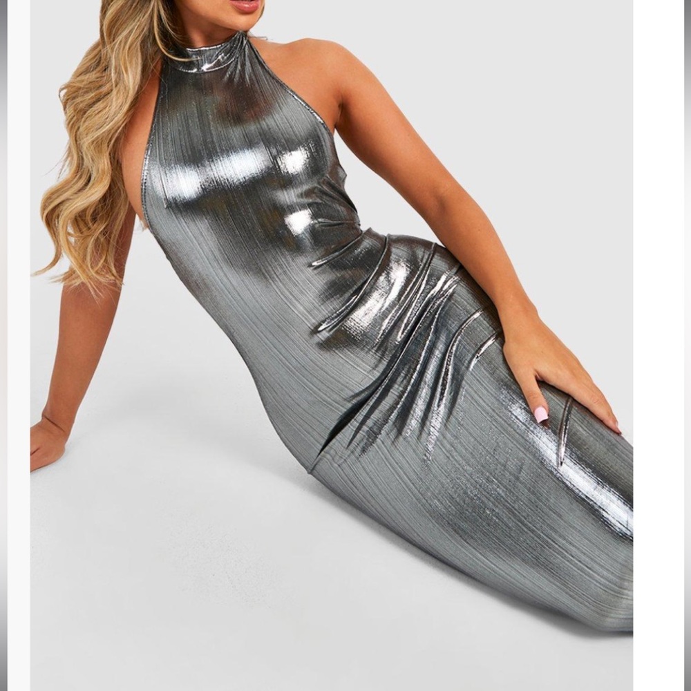 Boohoo bodycon metallic dress